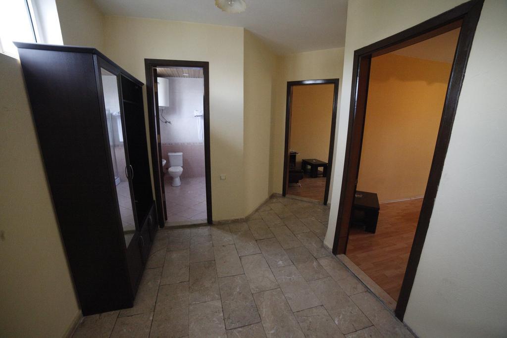 Avenue Hotel Tbilisi Rum bild