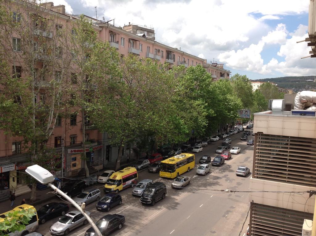 Avenue Hotel Tbilisi Exteriör bild